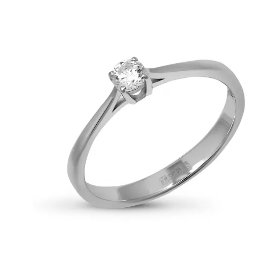 Кольцо с фианитом из золота